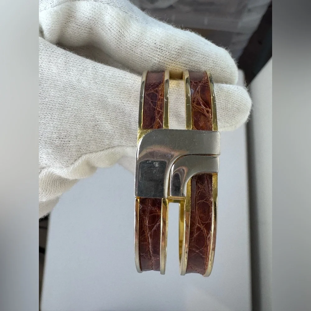 Loewe Vintage L-logo double cuff embossed bangle bracelet with COA - Picture 4 of 14